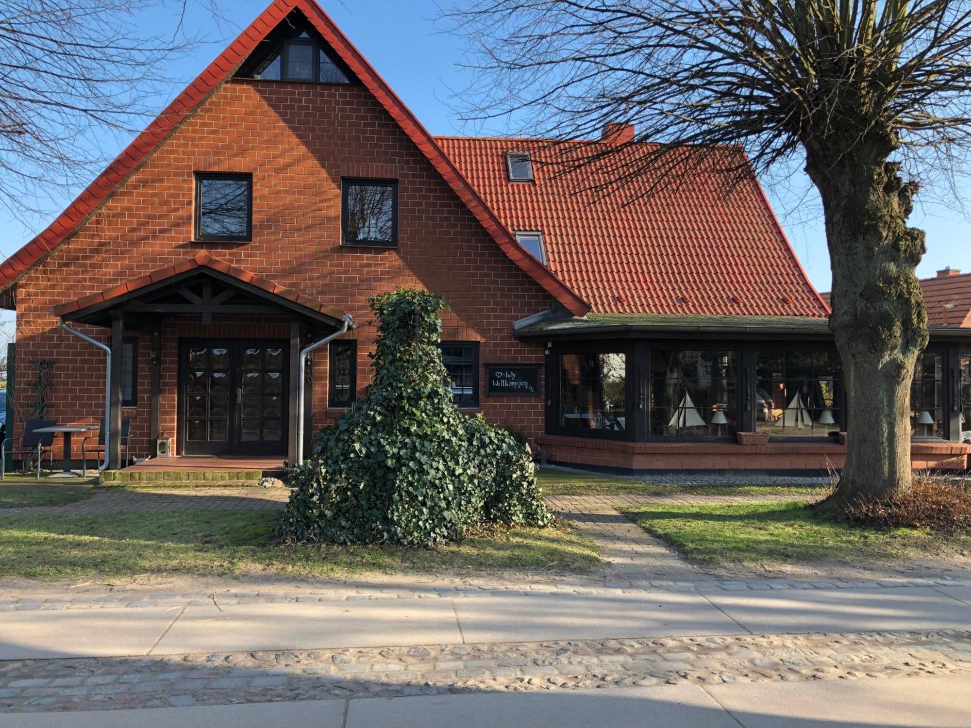 Landhaus Schlunt Wustrow  Extérieur photo
